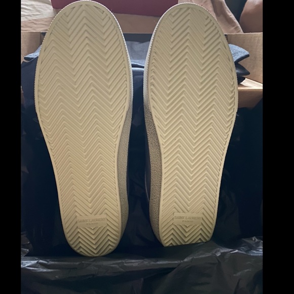 Saint Laurent 42 equivalent to 12 in men’s US size - Picture 9 of 14